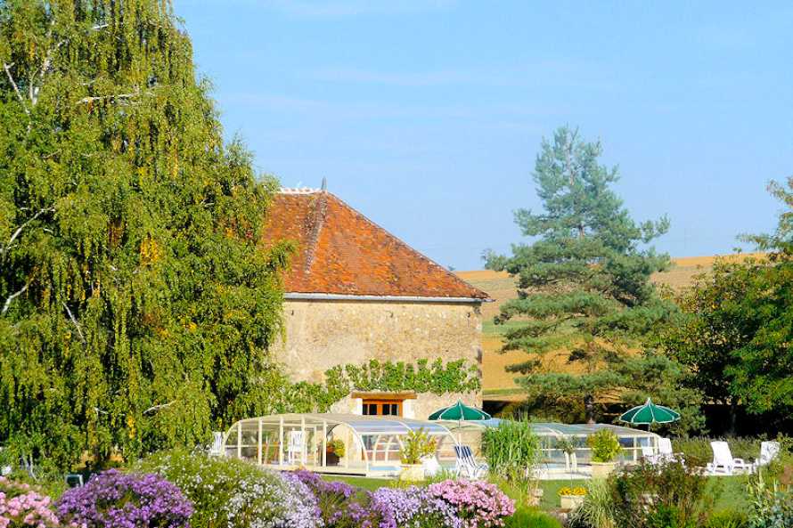 Ch&acirc;teau de Ribourdin