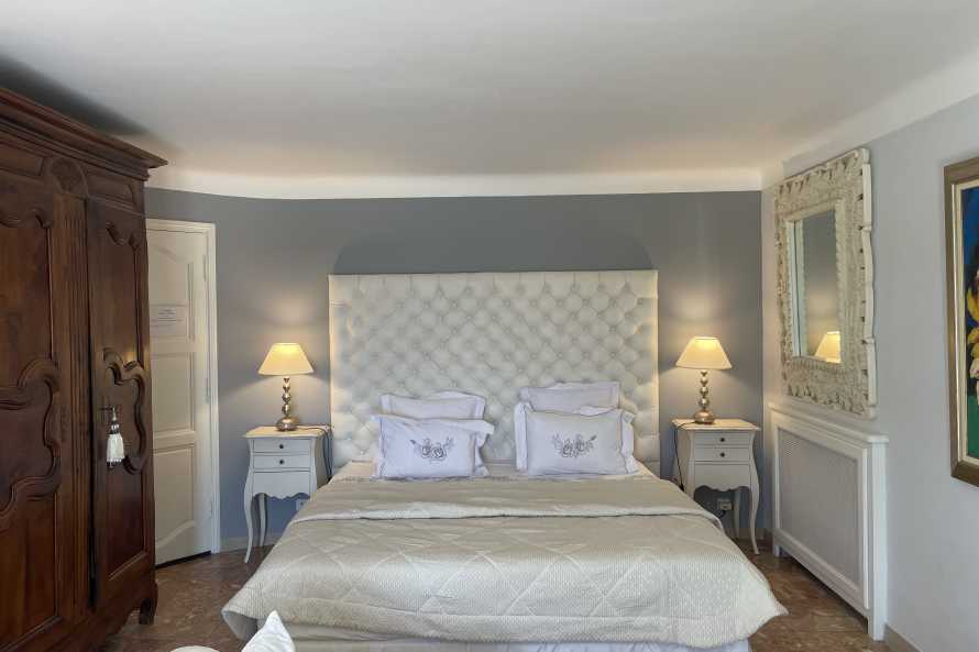 Chambre 1 – Vue mer & terrasse