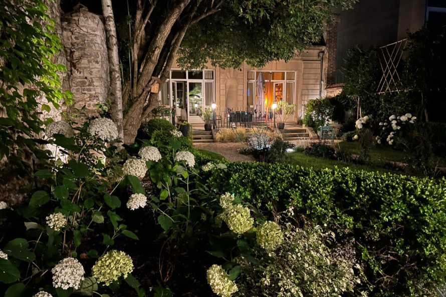 La Demeure Des Sacres