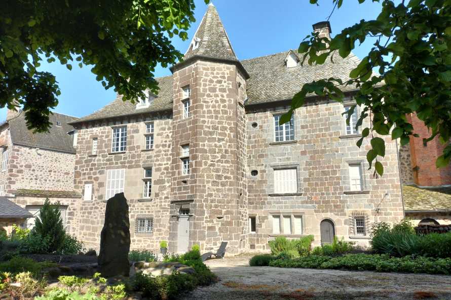 Il parco della Maison du Chevalier des Huttes