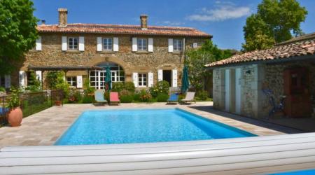 L'AUBIER DU TILLEUL L'AUBIER DU TILLEUL