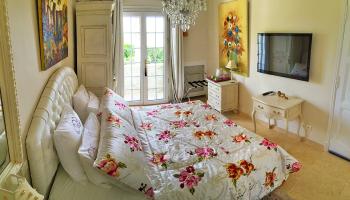 Room 4 – Terrace - Sea & garden view