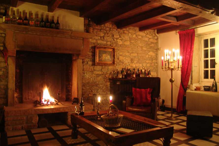 Le bar Bacchus avec billart et WiFi