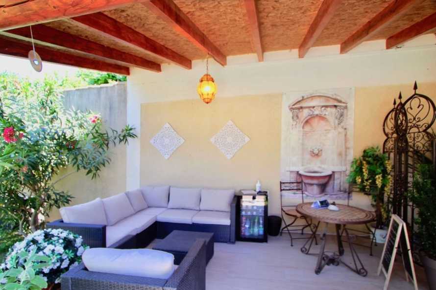 Casa della piscina e relax