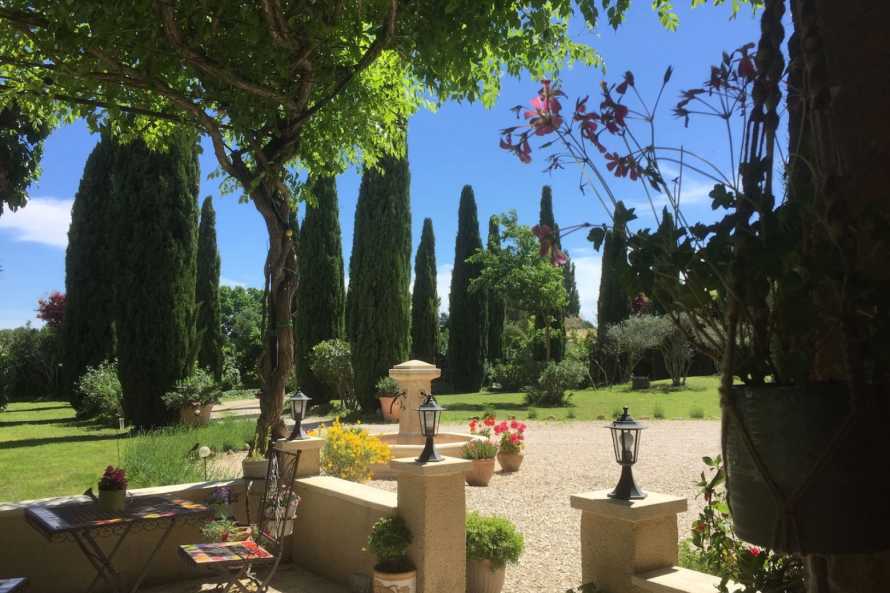 Terrazza e parco in fiore