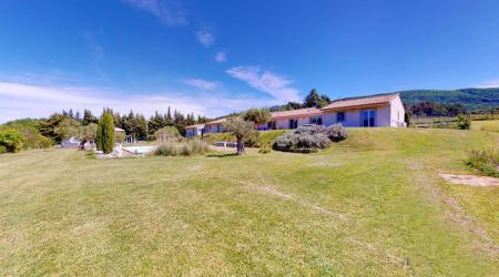 RARE & EXCEPTIONAL PROPERTY SWIMMING POOL SPA
